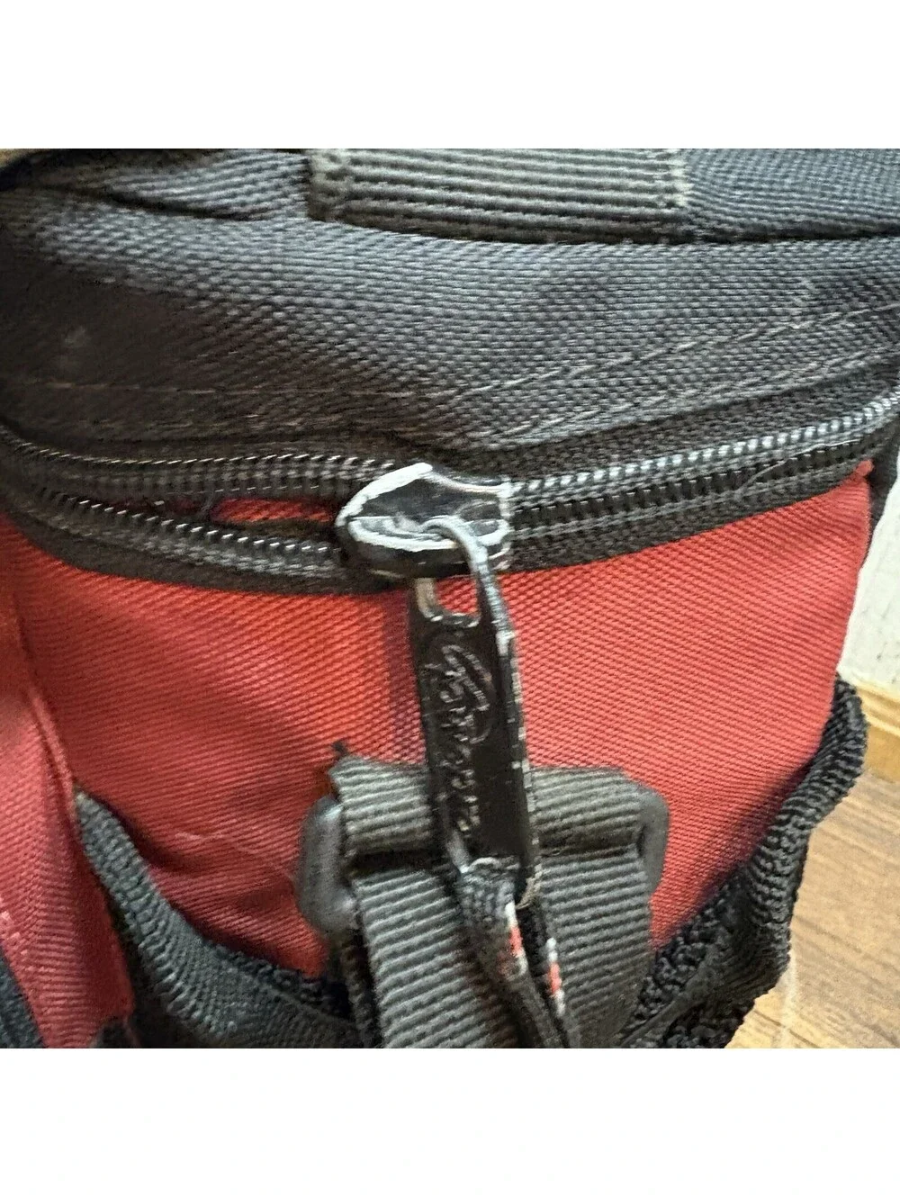 Lowepro Camera Bag Padded Handle Strap Maroon Carry Tote Case Outdoor Hiking